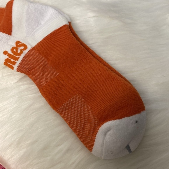 Burnies Mens Socks NWT Size 6-13 Orange with Star - Picture 5 of 6